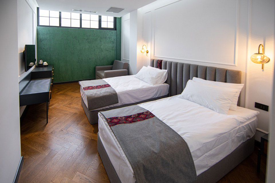 Room 1